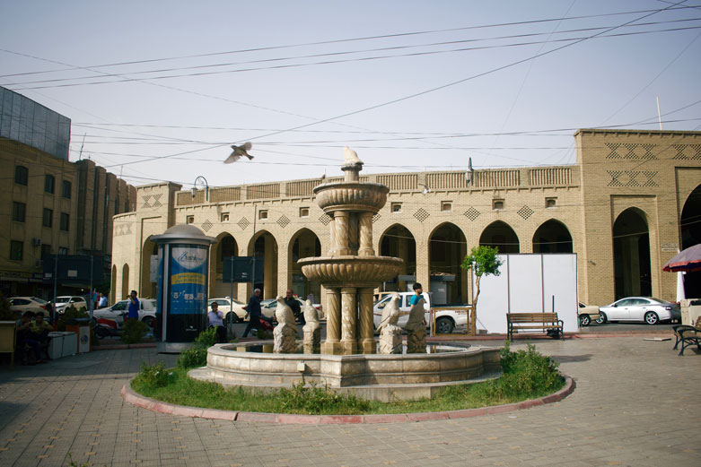 Fountain marking the entrance to Taajeel’s main road, across from the bazaar.